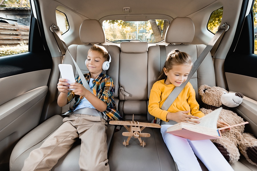 How to Keep the Kids Entertained on a Road Trip